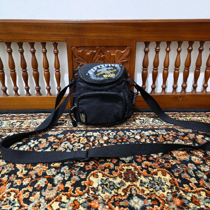 tas Sling bag exr warna hitam
