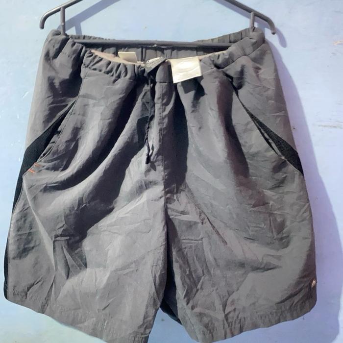Celana Pendek Nike ACG second