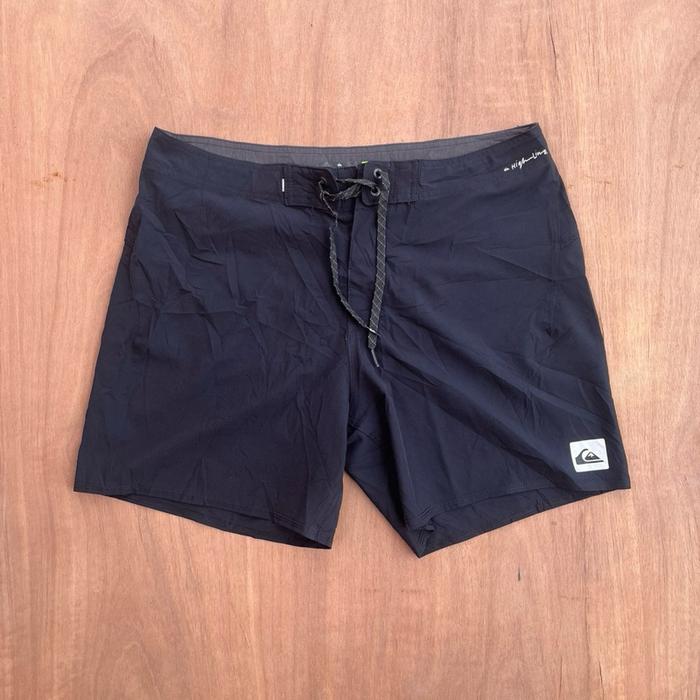 Celana pendek quik silver || celana surfing