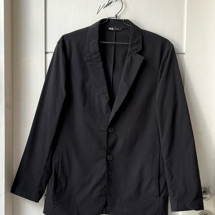 UNIQLO x THEORY Black Blazers