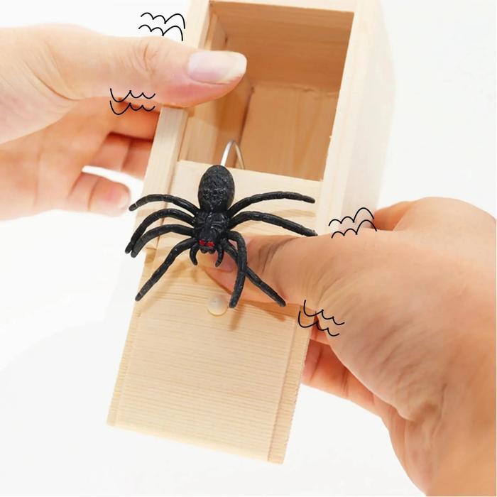 Mainan Prank Spider Mainan Surprise Box Prank Toy Kotak Kado Prank Spider Prank Box Dewasa/Anak Main