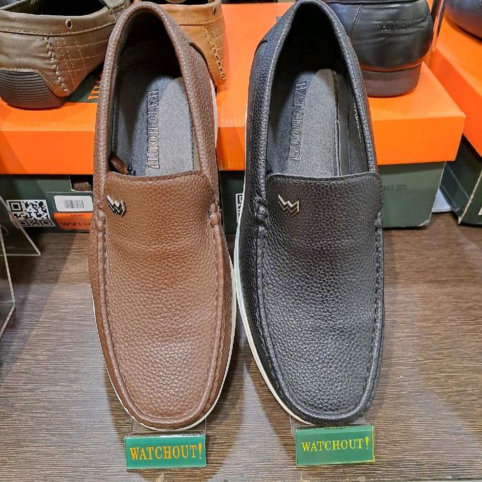 Watchout Sepatu Casual Pria Bahan Sintetis Sol Thermalplastik Karet Ukuran 39-44 Nyaman untuk Aktivi