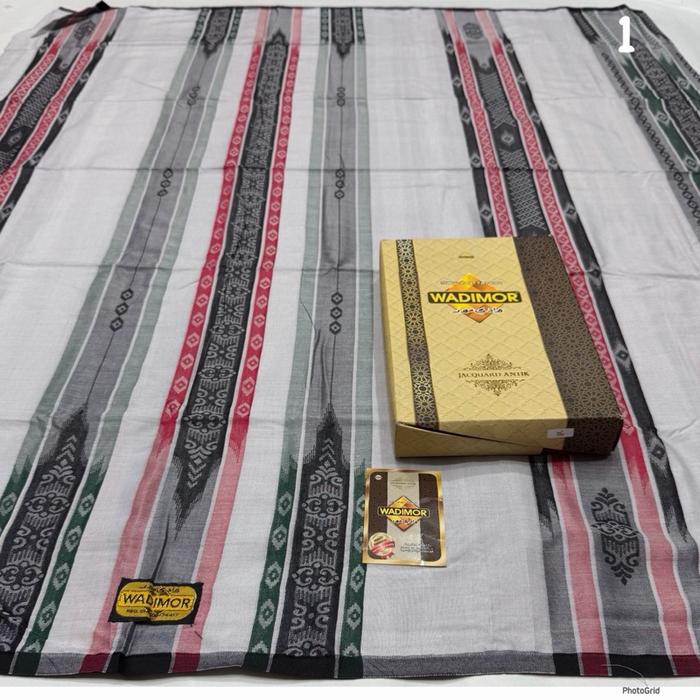 SARUNG WADIMOR JACGUARD ANTIK PUTIH MURAH