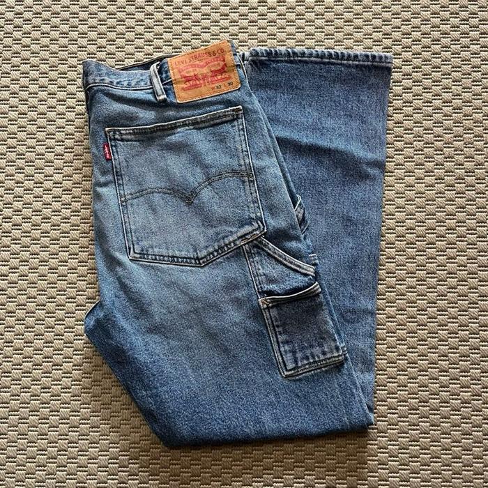 Levi's Celana Carpenter Pria Model Original Jeans Denim dengan Desain Klasik dan Nyaman untuk Penggu