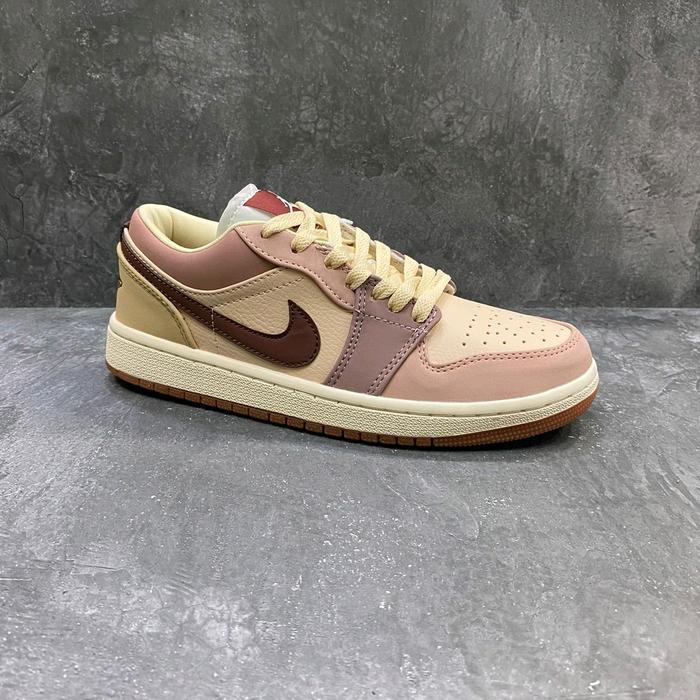 SEPATU SNEAKERS AJ LOW DARK PONY