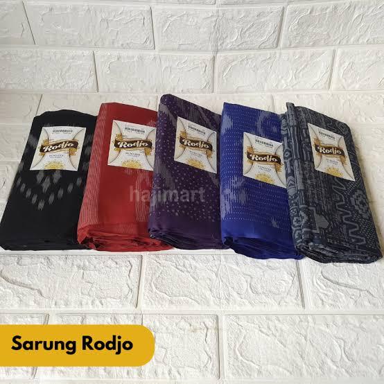 Sarung Rodjo Dewasa - Kualitas Juara Bahan Halus Lembut Adem Motif Kece Cocok Ibadah Acara Keluarga 