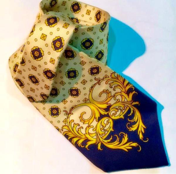 Terbaru Versus By Gianni Versace Silk Tie
