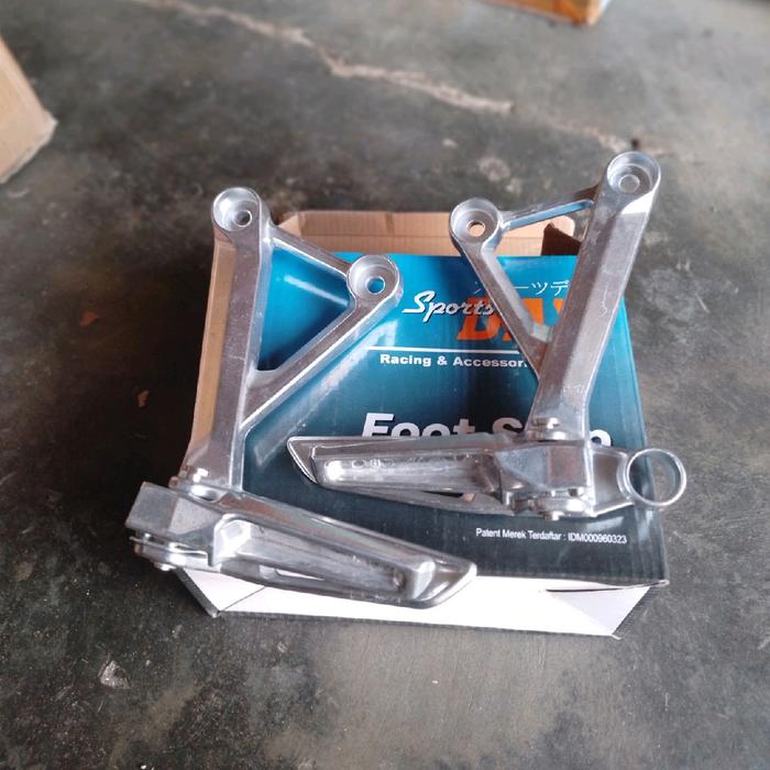Postep Footstep Belakang K15 Import
