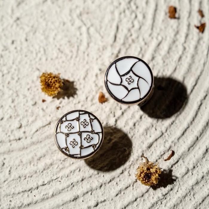Mini Monochrome Brooch by Heaven Lights [Bros HL]