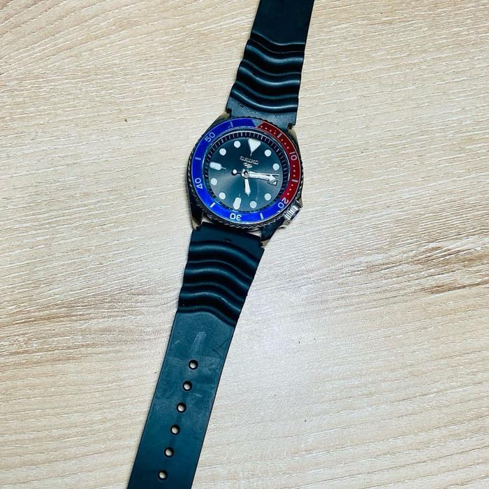 Jam seiko 5 automatic      Second