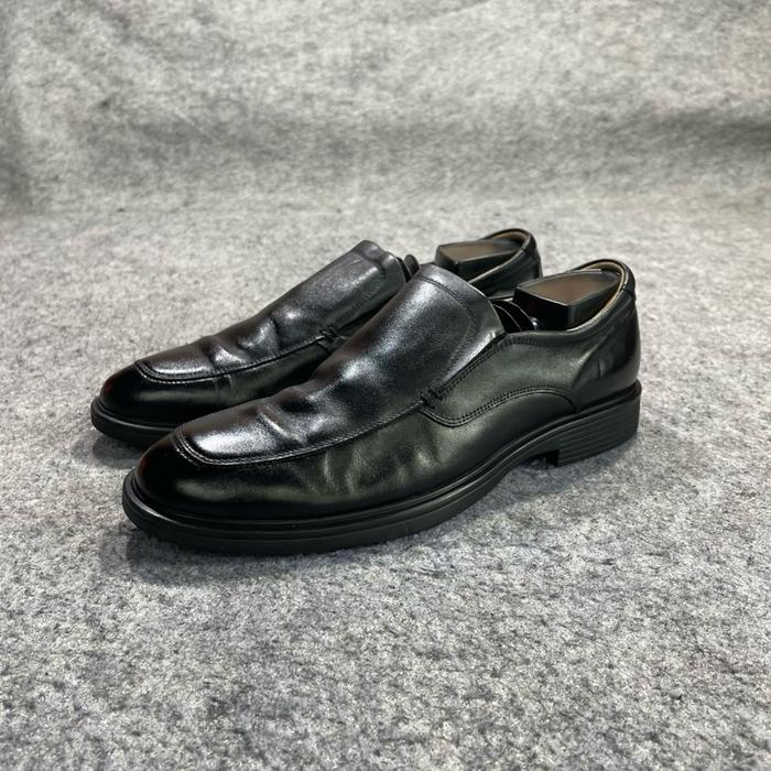 Merek : PNTOFEL AOKANG  Model : SLIP ON Asla. : CHINA  Ukuran: 9 setara43 insole 27.5cm