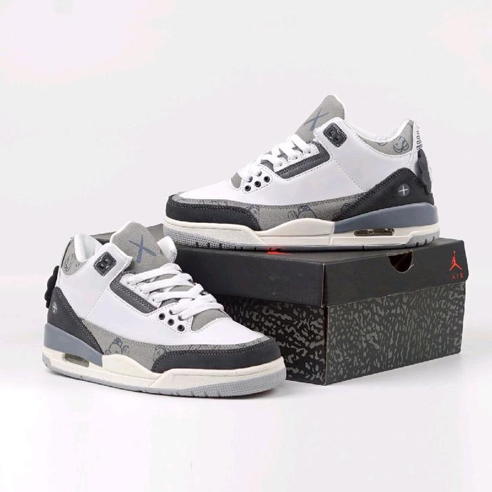 AIR JORDAN 3 RETRO KAWS GREY 100% BNIB
