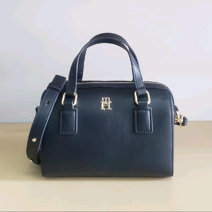 Tas Wanita Tommy Hilfiger ORIGINAL STORE Small Duffle Crossbody AUTHENTIC