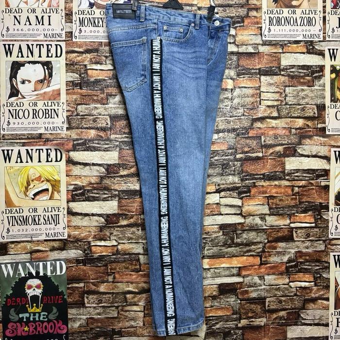 Jeans i am not a human being