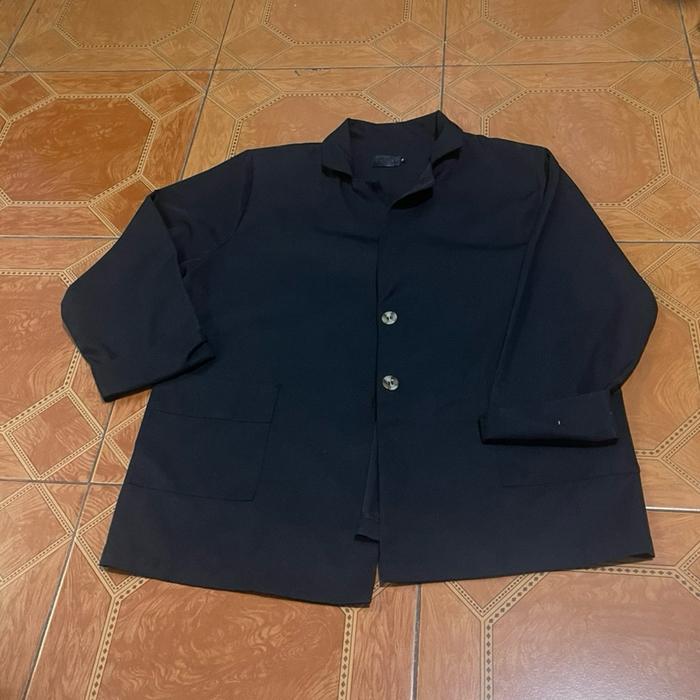 Blazer hitam merk wework preloved second thrifting outerwear cewek outerwear wanita luarancewek luar