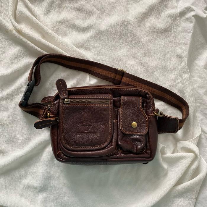 Giorgio Armani Vintage Leather Belt Bag Tas  Pinggang Kulit Wanita Cewek