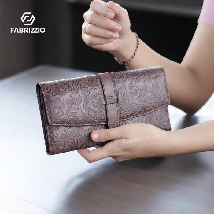 dompet wanita etnik kulit asli kode : gayatri