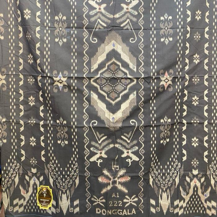 Sarung Donggala 3D Rayon TR HITAM