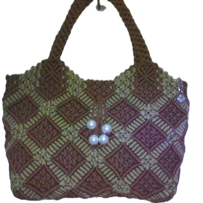 tas cantik unik untuk tempat hp atau alat makeup saat berpergian atau undangan untuk wanita agar tet