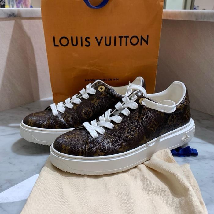 Louis vuitton monogram shoes LV woman