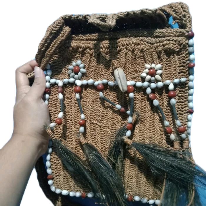Tas Asmat dari serat kulit kayu