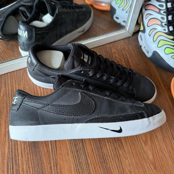 Nike blazer low prm black white casual original murah - sneakers second market