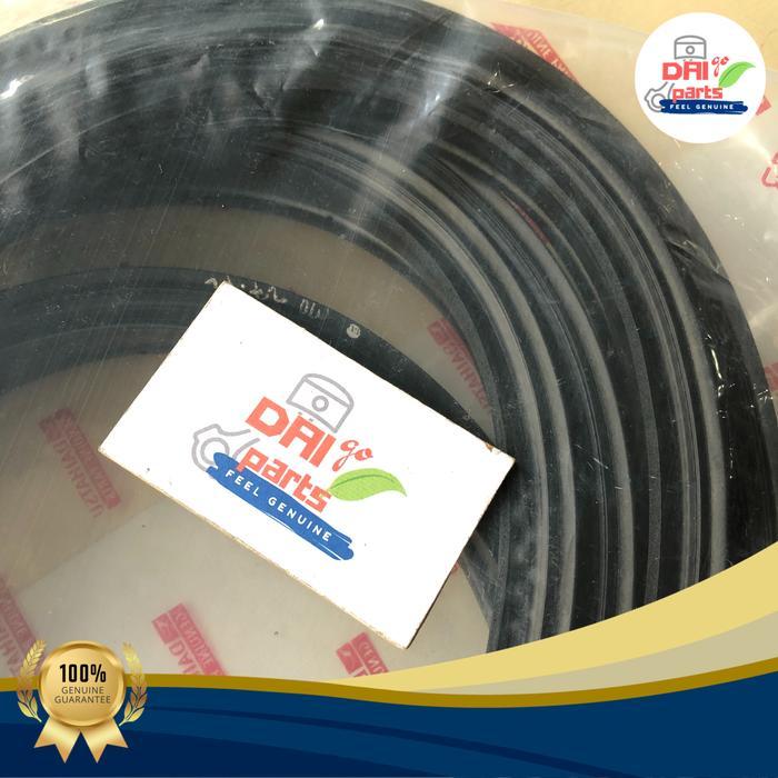 Karet Pintu Belakang Bagasi (Granmax dan Luxio) R1