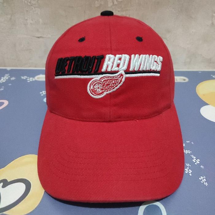 Topi Caps NHL Detroit Red Wings Merah