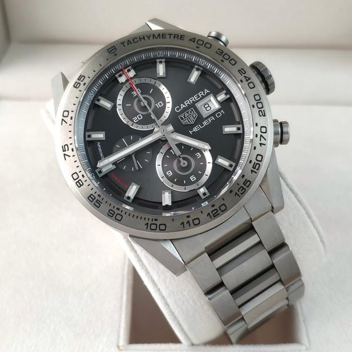 TAGHEUER CARRER4 HEUER 01 CAR208Z Titanium Chronograph ORIGINAL