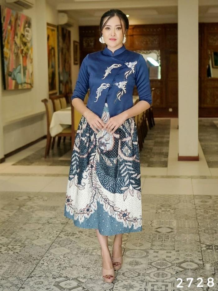 Violin Batik Stelan Biru Duches Bordir Burung Katun Rok Lebar 2728