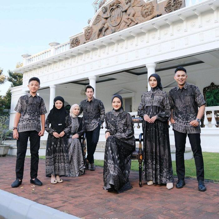 Jaya Iswari by aden basic / famset couple by aden