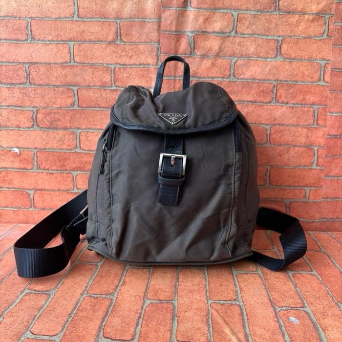 TAS RANSEL SERUT NILON PRADA MILANO SECOND BRANDED ARMY KEABUAN / TAS RANSEL FASHION WANITA PRADA MI