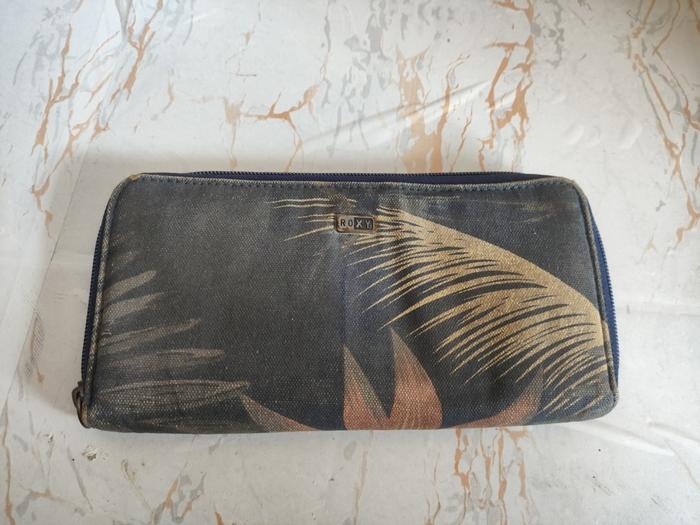 dompet roxy cewek  dompet panjang