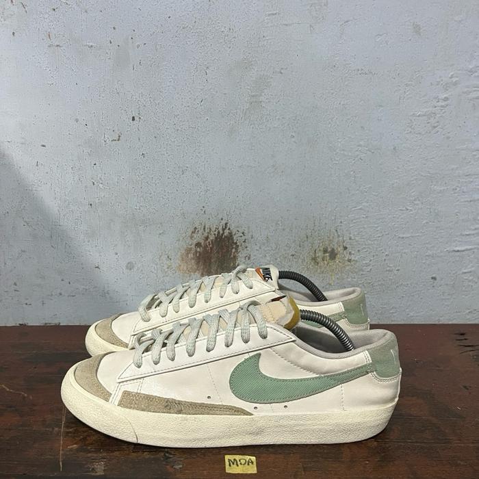 Sepatu second ori nike blazer low 77 size 44