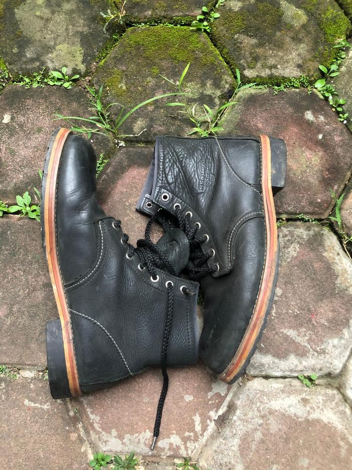 Sepatu boots redwings black toe