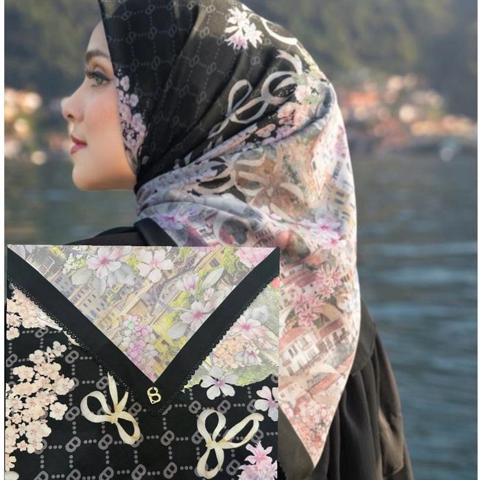 Jilbab Segiempat Hijab Motif Hijab Segi Empat Buttonscarves Como Farra Monogram Series Buttonscarves