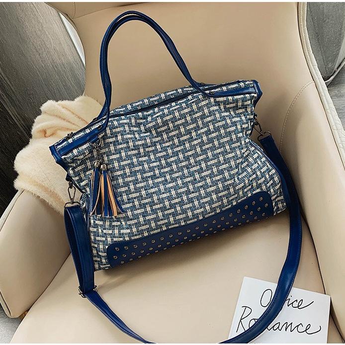 AX200176 92826 AX826 B2166 C0280 E4139 S2639 D19 SAME BQ3166 (1 KG MUAT 2) TOTEBAG Tas Selempang Wan