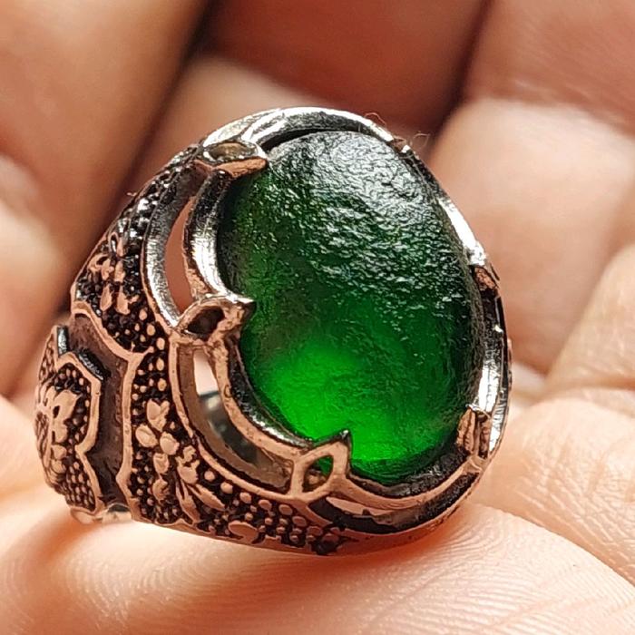 Cincin batu meteor hijau moldavite / satam iron meteorit green textite Ring Liontin Akik