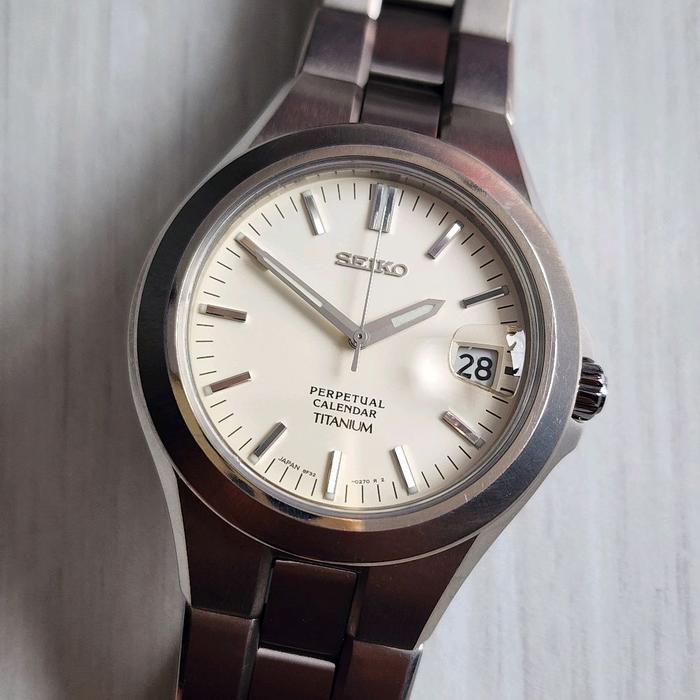 Seiko Perpetual Calendar SBQK045 Cream Dial Titanium Quartz Cal.8F32 JDM Made In Japan RARE