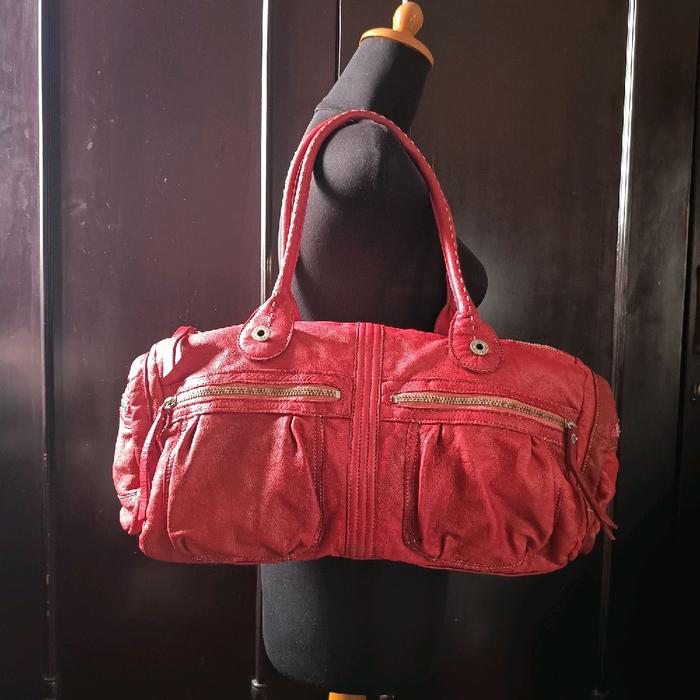 Tote Bag / Tas Tote / Tas Bahu Model Duffel Kulit Asli Brand G A P Jeans Red Genuine Leather Prelo