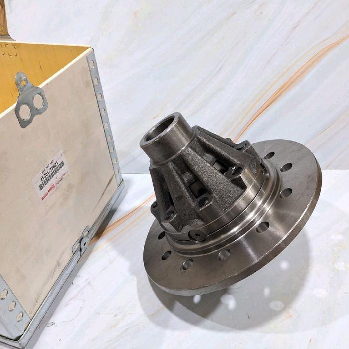 Case Diff Assy Tengkorak Gardan Komplit Dyna Ht130 HT125 Hino Dutro