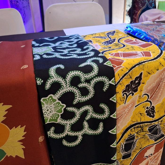 Kain dan Sarung Batik Tulis Semboro Jember Syari