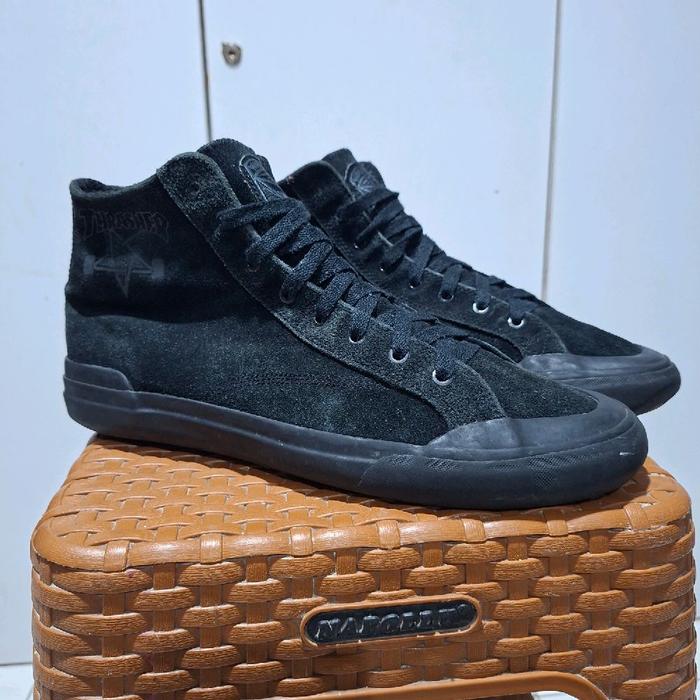 Sepatu HUF X Thrasher Asia Classic High Size 42,5