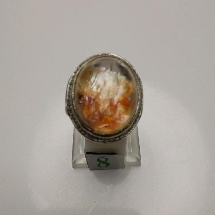 Kinyang air lempeng merah bangka