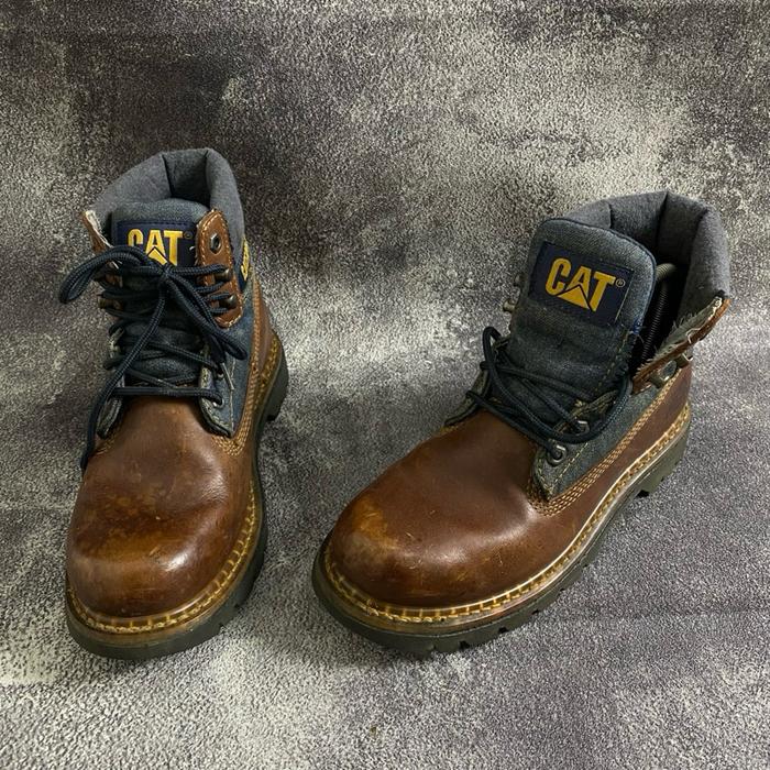 Sepatu Sneakers Caterpillar Second Original