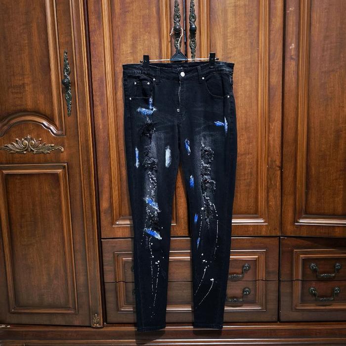 AMIRI Distressed Crystal Embellished Paint Splatter Jeans Biker Denim Celana Panjang Motor Pria