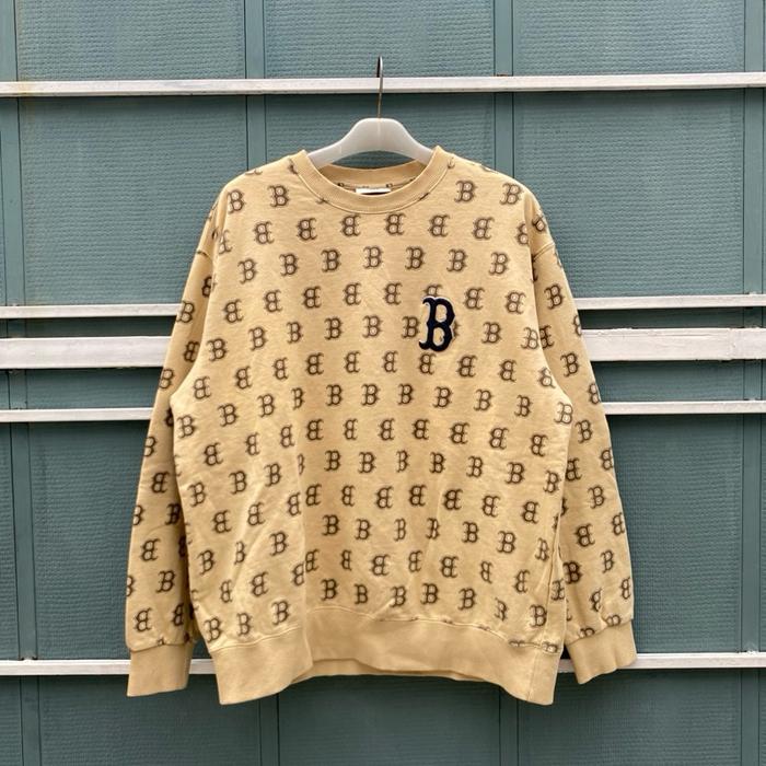 Crewneck mlb boston monogram logo