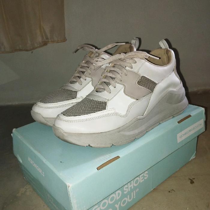 sepatu kronikel project mood booster Snekers Wanita