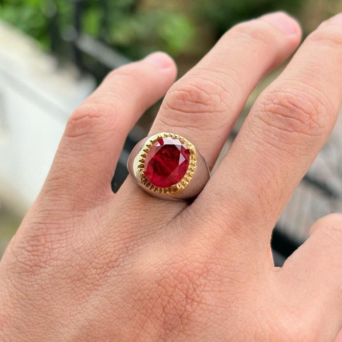 Cincin Batu Siam Kapas Mirip Garnet Model Cutting Dengan Desain Elegan Dan Kilau Berkilauan