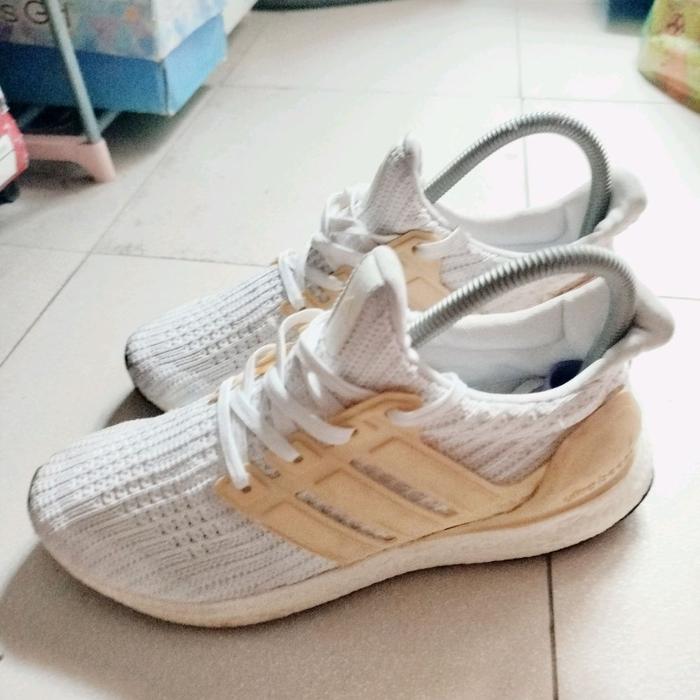 Sepatu running brand Adidas size 37.5 second slip-on tali